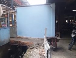 Ada Bangunan Berdiri Diatas Parit Pasar Muara Enim, Diduga Tak Berizin. Pj Bupati Diminta Tinjau Lapangan