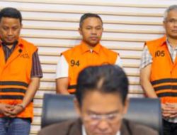 OTT Di Riau, KPK Tetapkan 3 Orang Tersangka, Termasuk Gubernur Yang Ancam Pecat Bawahan Tak Setor ‘Jatah Preman’ Rp 7 Miliar.