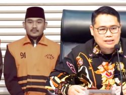 OTT Di Bekasi, Rumah Kepala Kejaksaan Negeri Bekasi Jawa Barat Disegel KPK.